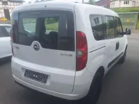 Gebraucht Opel Combo Edition 105 PS (77 kW) 2013 Polarweiss Van / Kleinbus