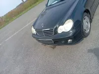 Gebraucht Mercedes C200 Classic 122 PS (89 kW) 2004 Schwarz Limousine