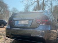 Gebraucht BMW 320 163 PS (119 kW) 2007 Grau Limousine