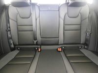 Gebraucht Volvo V60 Plus 253 PS (186 kW) 2025 Crystal white pearl Kombi