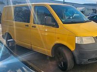 Second-hand VW Transporter 84 CP (61 kW) 2007 Galben Van