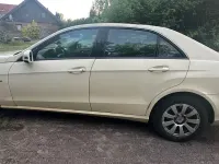 Gebraucht Mercedes E200 136 PS (100 kW) 2011 Beige Limousine