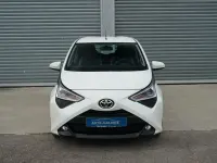 Gebraucht Toyota Aygo Connect Style 72 PS (52 kW) 2018 Weiß Kleinwagen