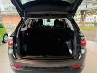 Gebraucht Jeep Compass Limited 140 PS (102 kW) 2019 Grau SUV