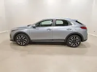 Używany Kia XCeed Vision 140 KM (102 kW) 2025 Srebrny SUV