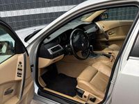 Gebraucht BMW 525 177 PS (130 kW) 2004 Silber Limousine