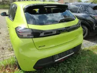 Gebraucht Peugeot 208 Active 101 PS (74 kW) 2026 Aqueda gelb Kleinwagen