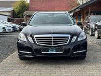 Gebraucht Mercedes E220 170 PS (125 kW) 2012 Schwarz Kombi