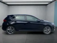 Gebraucht Hyundai i30 Advantage 101 PS (74 kW) 2024 Schwarz Kleinwagen