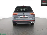 Gebraucht VW Tiguan Allspace Elegance 200 PS (147 kW) 2022 Platinum grey SUV