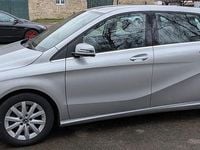 Gebraucht Mercedes B180 Style 122 PS (89 kW) 2017 Silber Van / Kleinbus