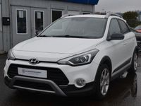 Gebraucht Hyundai i20 Active 101 PS (74 kW) 2020 Weiß Kleinwagen