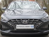 gebraucht Hyundai i30 1.0*Mild-Hybrid*RKam*Le/Shz*DAB*Klimaaut.*As