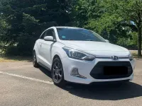 Gebraucht Hyundai i20 Trend 101 PS (74 kW) 2015 Weiß Coupé