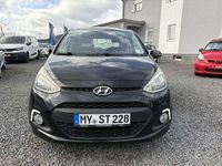 Gebraucht Hyundai i10 Edition 87 PS (63 kW) 2014 Phantom black. / mic Kleinwagen