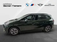 Gebraucht BMW 220 Active Tourer Luxury Line 156 PS (114 kW) 2025 Grün Van / Kleinbus