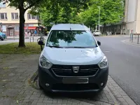 Gebraucht Dacia Dokker 102 PS (75 kW) 2018 Weiß Van / Kleinbus