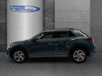 Gebraucht VW T-Roc R-line 150 PS (110 kW) 2025 (blau) petroleum blue SUV