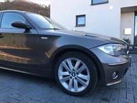 Gebraucht BMW 130 265 PS (194 kW) 2006 Braun Kleinwagen