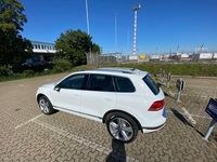 Gebraucht VW Touareg Terrain Tech 262 PS (192 kW) 2018 Weiß SUV