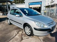 Gebraucht Peugeot 307 109 PS (80 kW) 2001 Silber Kleinwagen