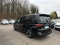 Gebraucht VW Multivan Life 150 PS (110 kW) 2025 Deep black perleffekt Van / Kleinbus