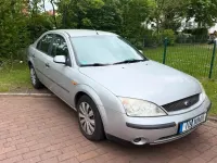 Używany Ford Mondeo 125 KM (91 kW) 2000 Szary Sedan/Limuzyna