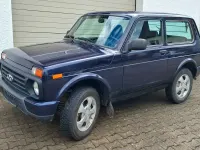Gebraucht Lada Urban 83 PS (61 kW) 2016 Blau SUV