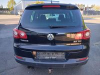 Gebraucht VW Tiguan Sport 140 PS (102 kW) 2008 Deep black perleffekt SUV