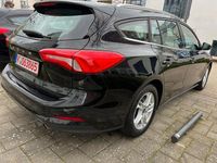 Gebraucht Ford Focus 120 PS (88 kW) 2022 Schwarz Limousine