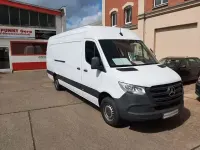Używany Mercedes Sprinter 170 KM (125 kW) 2022 Biały Van