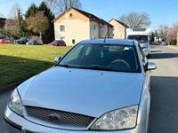 Gebraucht Ford Mondeo Ghia 145 PS (106 kW) 2001 Silber Limousine