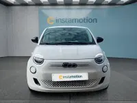 Neu Fiat 500e 86 kW (118 PS) 2025 Weiß Kleinwagen