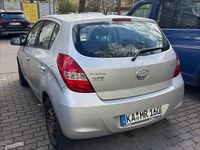 Gebraucht Hyundai i20 101 PS (74 kW) 2009 Silber Kleinwagen