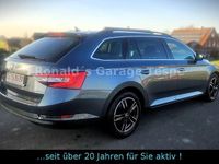 Gebraucht Skoda Superb 150 PS (110 kW) 2017 Grau Kombi