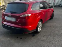 Gebraucht Ford Focus 125 PS (91 kW) 2013 Rot Kombi