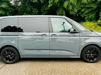Gebraucht VW Multivan Goal 150 PS (110 kW) 2025 Grau Van / Kleinbus