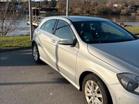 Gebraucht Mercedes A180 109 PS (80 kW) 2013 Grau Kleinwagen