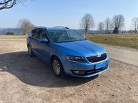 Gebraucht Skoda Octavia Joy 150 PS (110 kW) 2016 Blau Kleinwagen