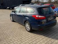 Gebraucht Ford Focus Titanium 101 PS (74 kW) 2014 Blau Limousine