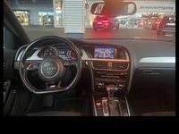 Gebraucht Audi A4 S-Line 150 PS (110 kW) 2015 Grau Limousine