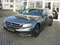 Gebraucht Mercedes E300 Avantgarde 317 PS (233 kW) 2020 Grau Kombi