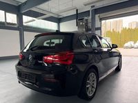 Gebraucht BMW 118 Advantage 136 PS (100 kW) 2018 Schwarz Kleinwagen