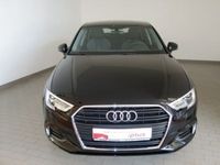 Gebraucht Audi A3 Sport 116 PS (85 kW) 2019 Schwarz metallic Limousine