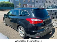Używany Ford Focus SYNC Edition 125 KM (91 kW) 2014 Czarny Sedan/Limuzyna