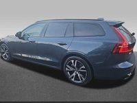 Gebraucht Volvo V60 145 PS (106 kW) 2025 Kombi