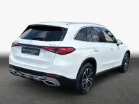Gebraucht Mercedes GLC200 Avantgarde 163 PS (119 kW) 2025 Weiß SUV