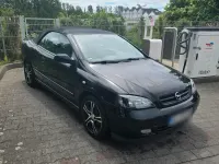 Gebraucht Opel Astra 103 PS (75 kW) 2001 Schwarz Cabrio