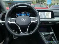 Gebraucht VW Golf VIII Move 110 PS (80 kW) 2024 Uranograu Kombi