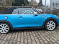 Käytetty Mini Cooper S Cabriolet 192 HP (141 kW) 2017 Sininen Avoauto
